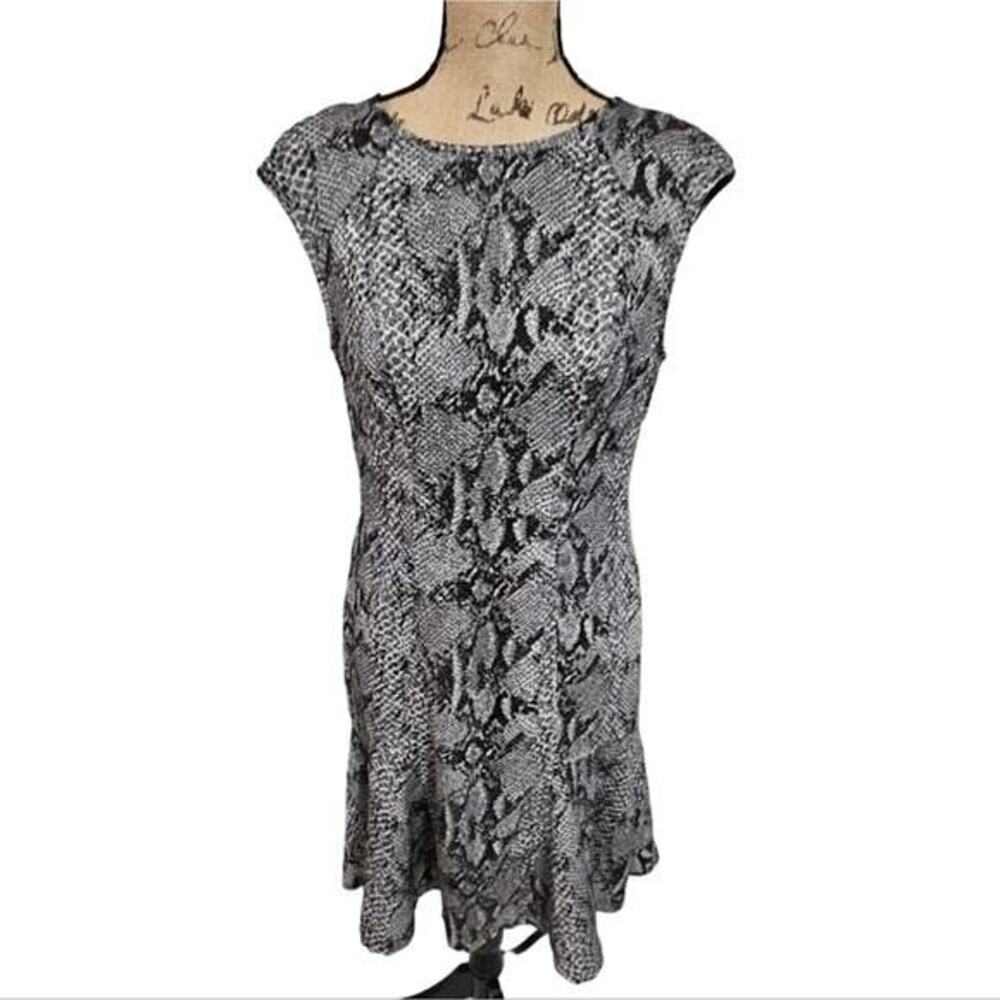 ANN TAYLOR Snakeskin Print Sleeveless‎ Dress Casual Flared Mini Dress Sz 8 Med